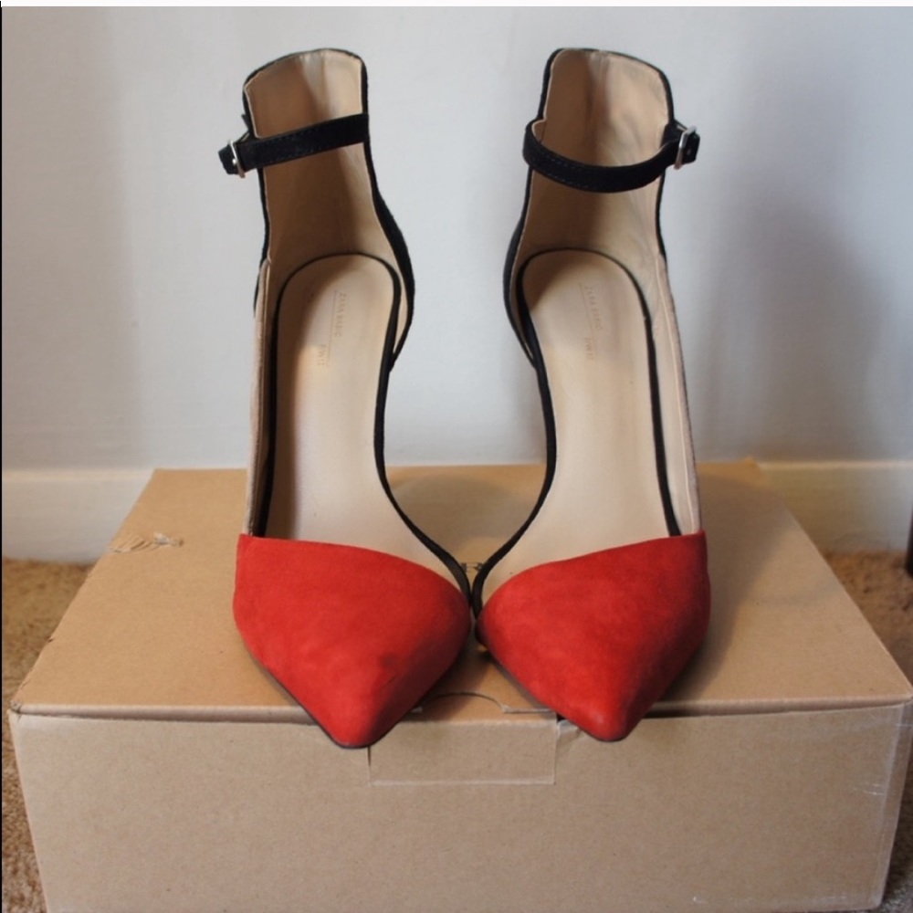 Zara Rare Asymmetrical Heels - Picture 2 of 4